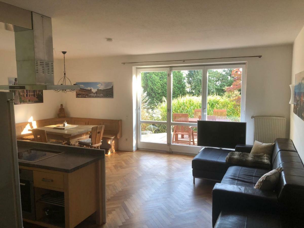 Ferienwohnung Messewohnung Muenchen Ost Forstern Eksteriør billede
